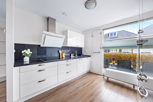 Medium property photo - Beekjufferhof 6, 2492 RD The Hague